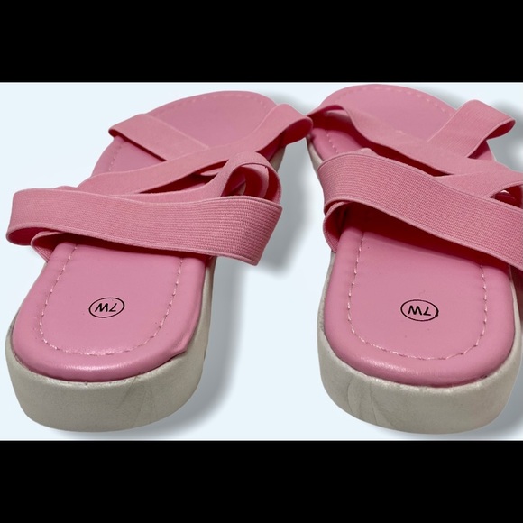 Women’s Faux Leather 7W Strappy Sandals Flip Flops - Picture 5 of 8